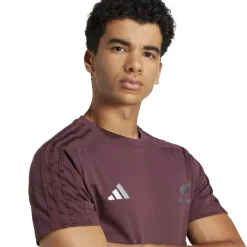 Fitness And Gym Tops*adidas Fan Short Sleeve T-Shirt in Red