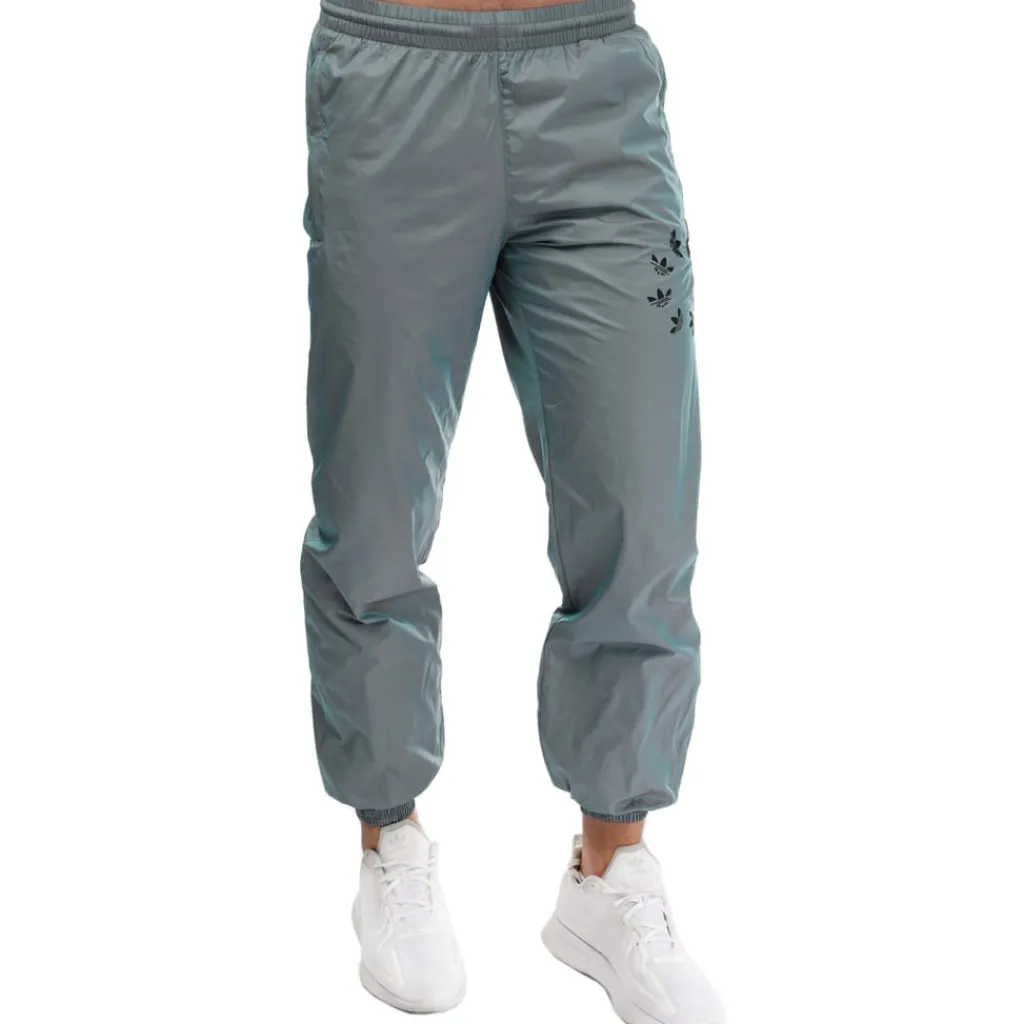 Fitness And Gym Pants*adidas Originals Adicolor Shattered Trefoil Track Pants in Multi colour