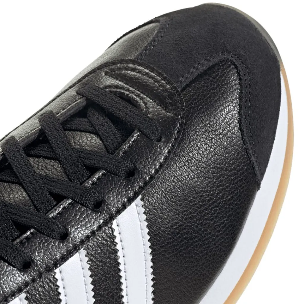 Trainers*adidas Originals Country Japan Trainers in Black