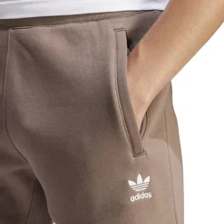 Trousers*adidas Originals Essentials pa in Brown