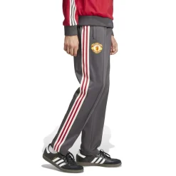 Trousers*adidas Originals Manchester United Beckenbauer Track Bottoms Adults in Black