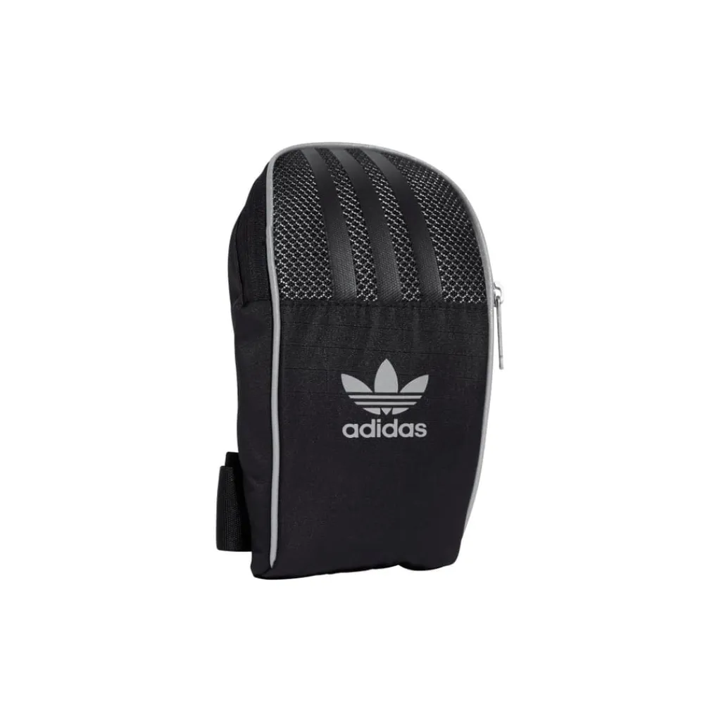 Bags*adidas Originals Small Item Bag in Black