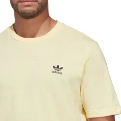 T-Shirts And Vests*adidas Originals Trefoil Essentials T-Shirt in Yellow