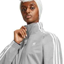 Tracksuits*adidas Originals Woven Track Jacket in Grey