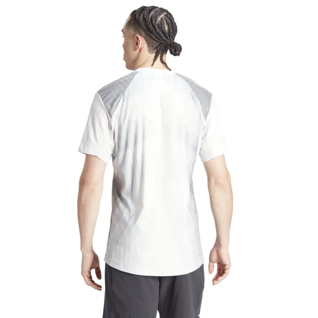 Fitness And Gym Tops*adidas Regular Fit Crew Neck Long Sleeve T-Shirt in White