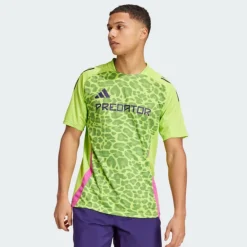Fitness And Gym Tops*adidas Regular Fit Crew Neck T-Shirt in Green