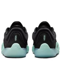 Trainers*Air Jordan Zion 4 Low Top Sneakers in Black