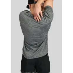 Fitness And Gym Tops*ALTRYN Lndy Sdye Tee in Black