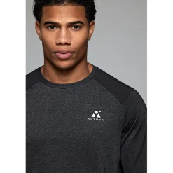 Fitness And Gymwear*ALTRYN Rydal Training Space Dye T-Shirt in Grey