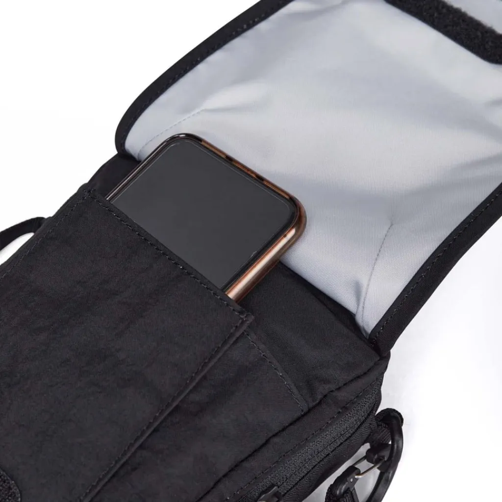 Bags*Berghaus Xodus Crossbody Bag in Black