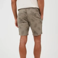 Shorts*Brave Soul Shorts With Leaf Print in Grey