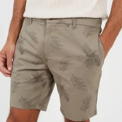 Shorts*Brave Soul Shorts With Leaf Print in Grey