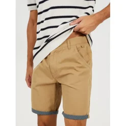 Shorts*Brave Soul Twill Shorts With Turn up in Beige