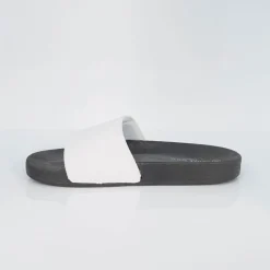 Beach Shoes*Brave Soul With Embossed Detail Strap in White