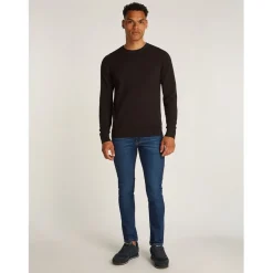 Knitwear*Calvin Klein Texture Crew Neck Regular Fit Sweater in Black