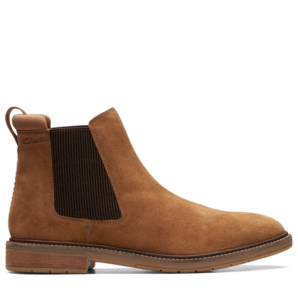 Boots*Clarks Clarkdale Boots in Brown