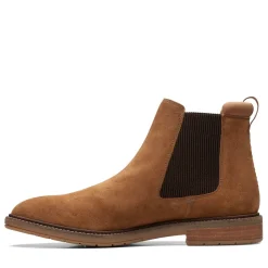 Boots*Clarks Clarkdale Boots in Brown