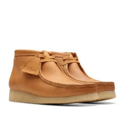 Boots*Clarks Originals Wallabee Boots in Brown