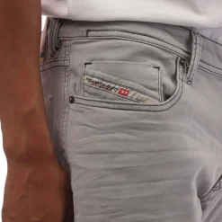 Jeans*Diesel 1979 Sleenker Low-Rise Skinny-Fit Jeans in Grey