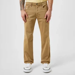 Jeans*Diesel Jeans Finitive Tapered Jeans in Beige