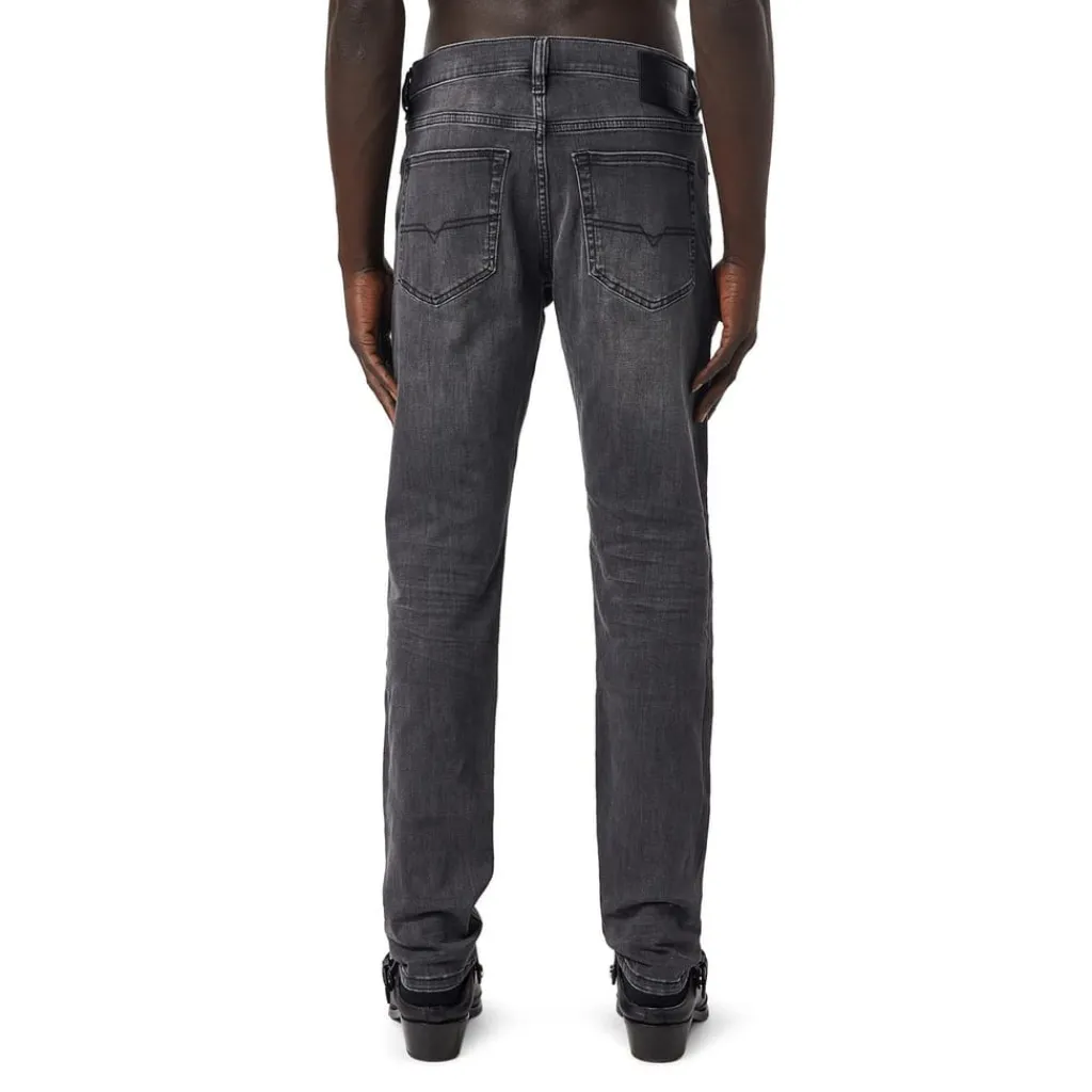 Jeans*Diesel Luster Slim Jeans in Grey