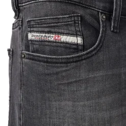 Jeans*Diesel Luster Slim Jeans in Grey