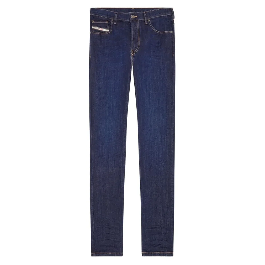 Jeans*Diesel Yennox Tapered Jeans in Blue