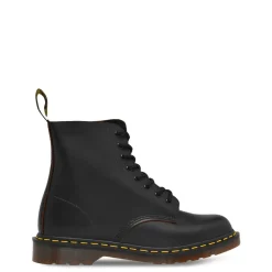 Boots*Dr Martens 1460 Quilon in Black