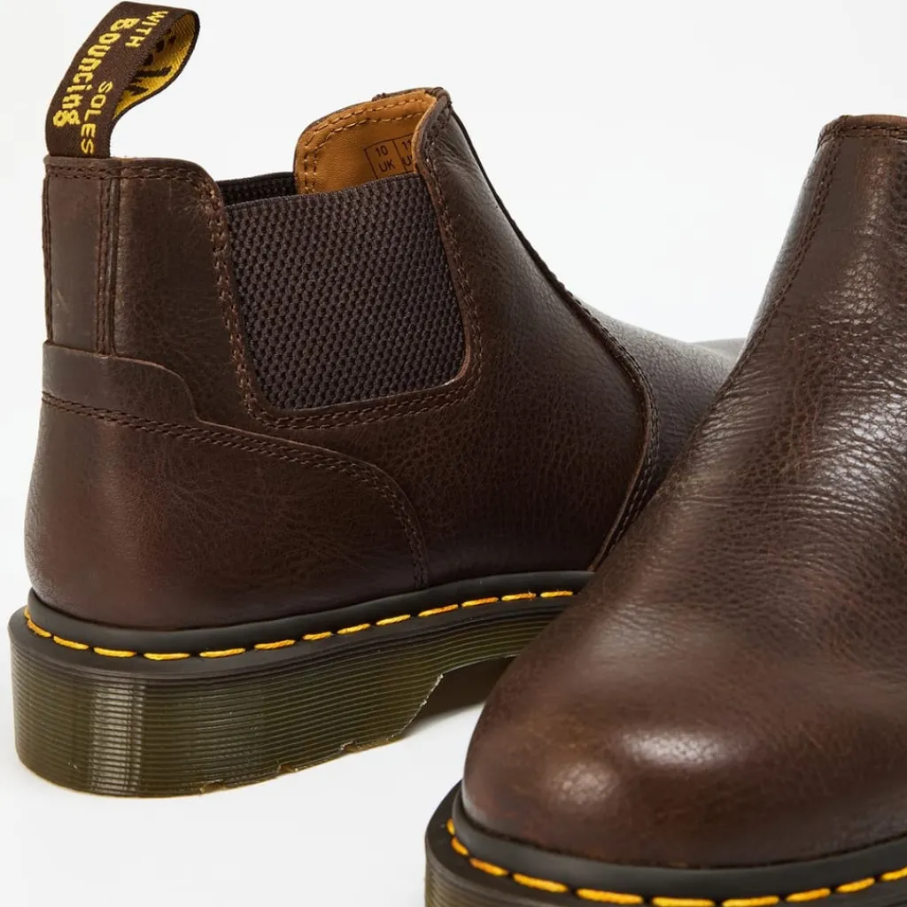 Boots*Dr Martens Lo Ar Rogue Chelsea Boots in Brown