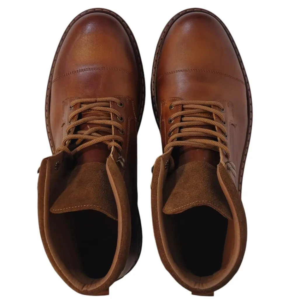 Boots*Firetrap Ralf Hiking Boots with Block Heel in Brown