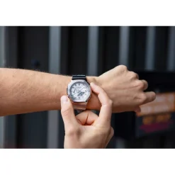 Jewellery-Watches*G Shock Gm2110d 2a 40mm Watch in Silver