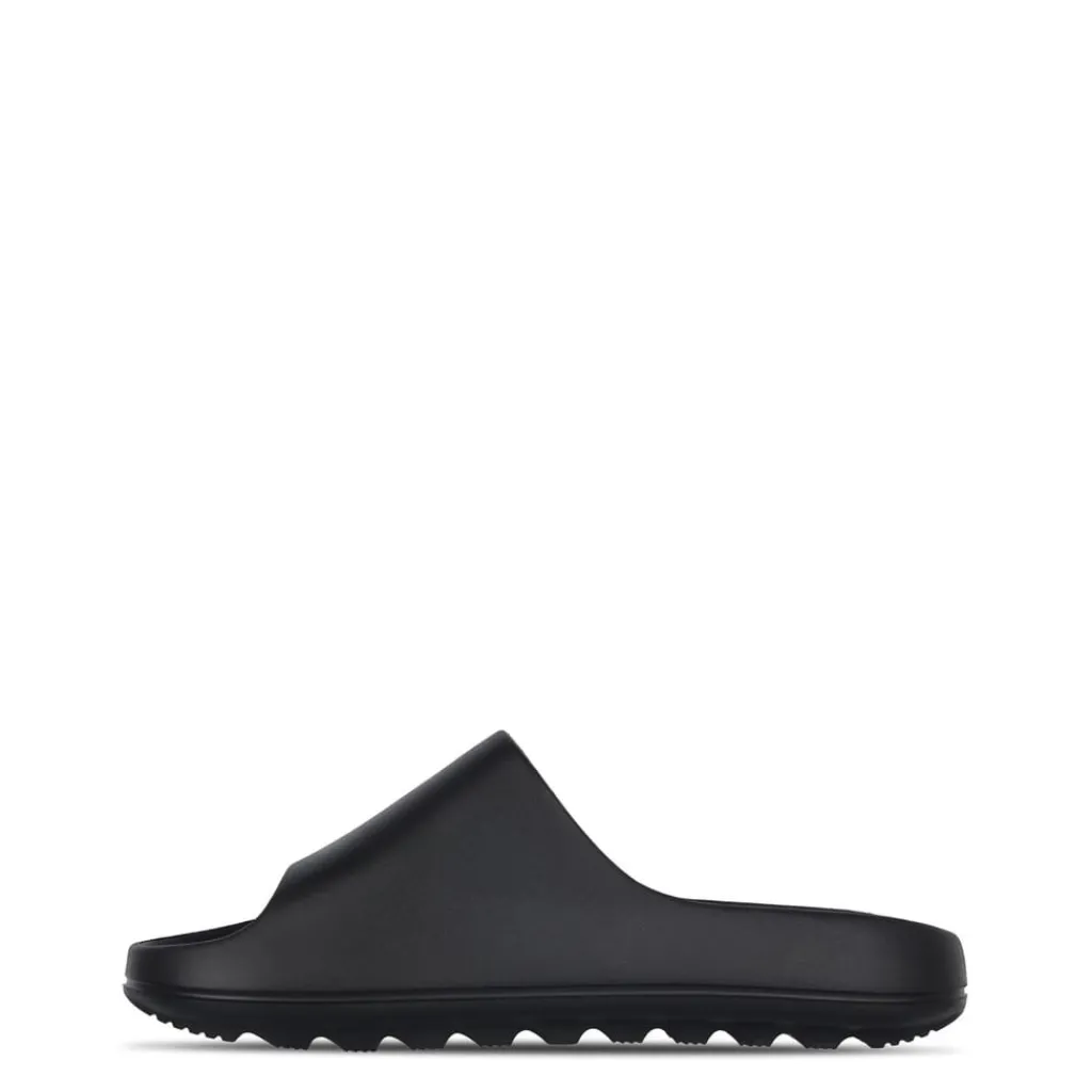 Beach Shoes*Jack Wills Chunky Sliders in Black