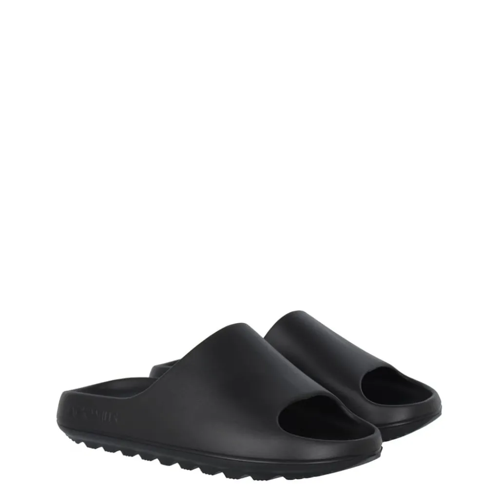 Beach Shoes*Jack Wills Chunky Sliders in Black