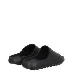 Beach Shoes*Jack Wills Chunky Sliders in Black