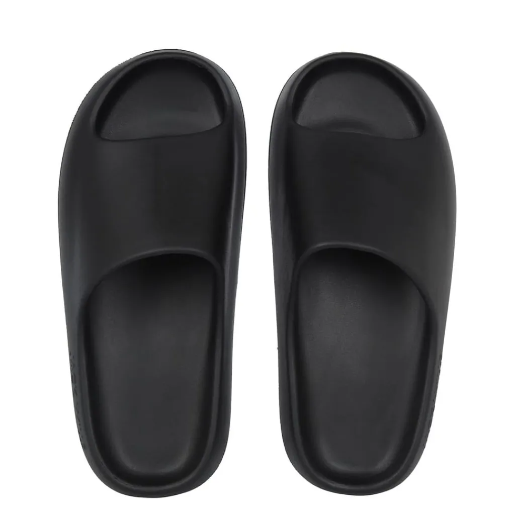 Beach Shoes*Jack Wills Chunky Sliders in Black