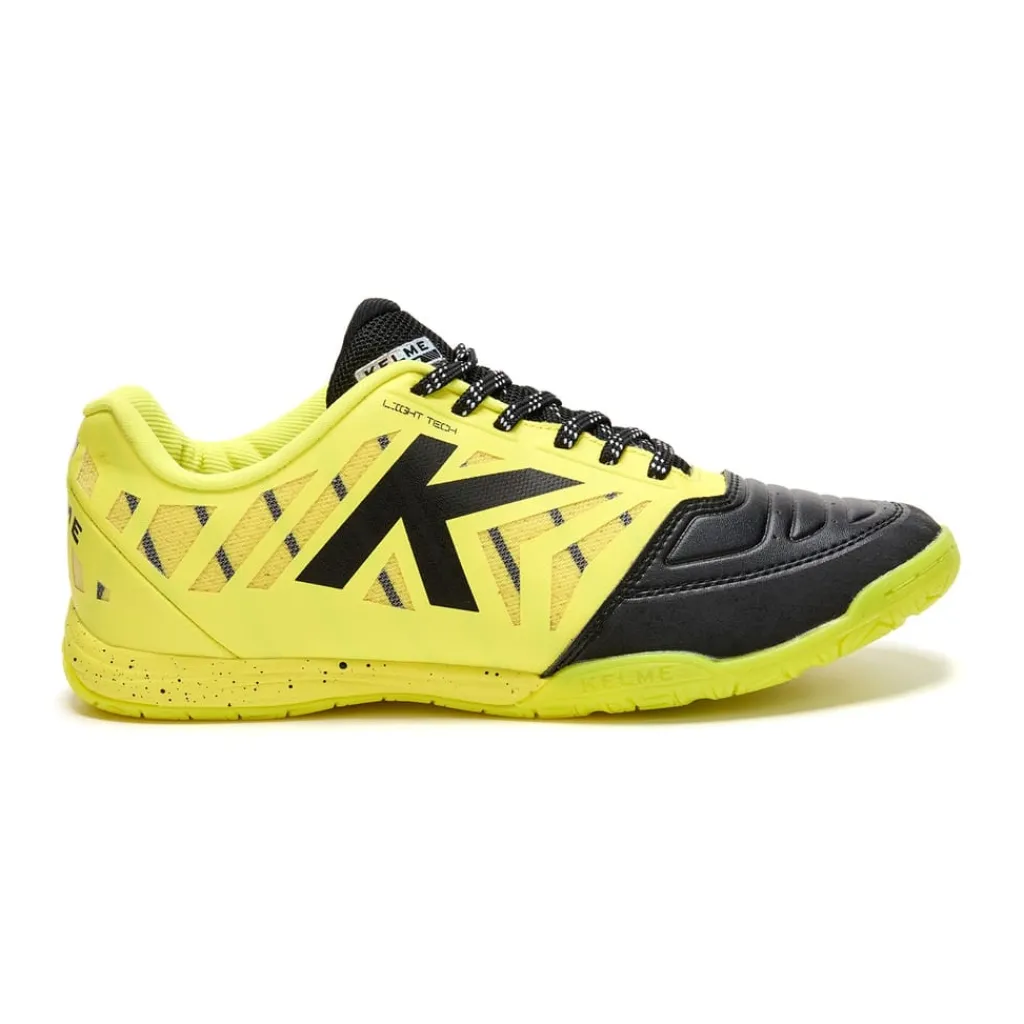 Football Boots*Kelme Low Top Flat Heel Sneakers in Yellow