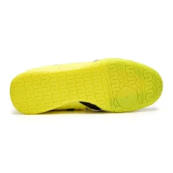 Football Boots*Kelme Low Top Flat Heel Sneakers in Yellow