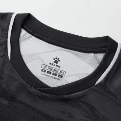 Football And Rugby Clothing*Kelme Ss Ftbll T in Black