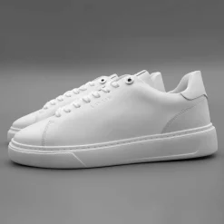 Trainers|Footwear*Lavair Solus 2.0 Trainers in White