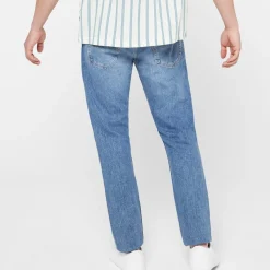 Jeans*Levis Slim Tapered Jeans in Blue