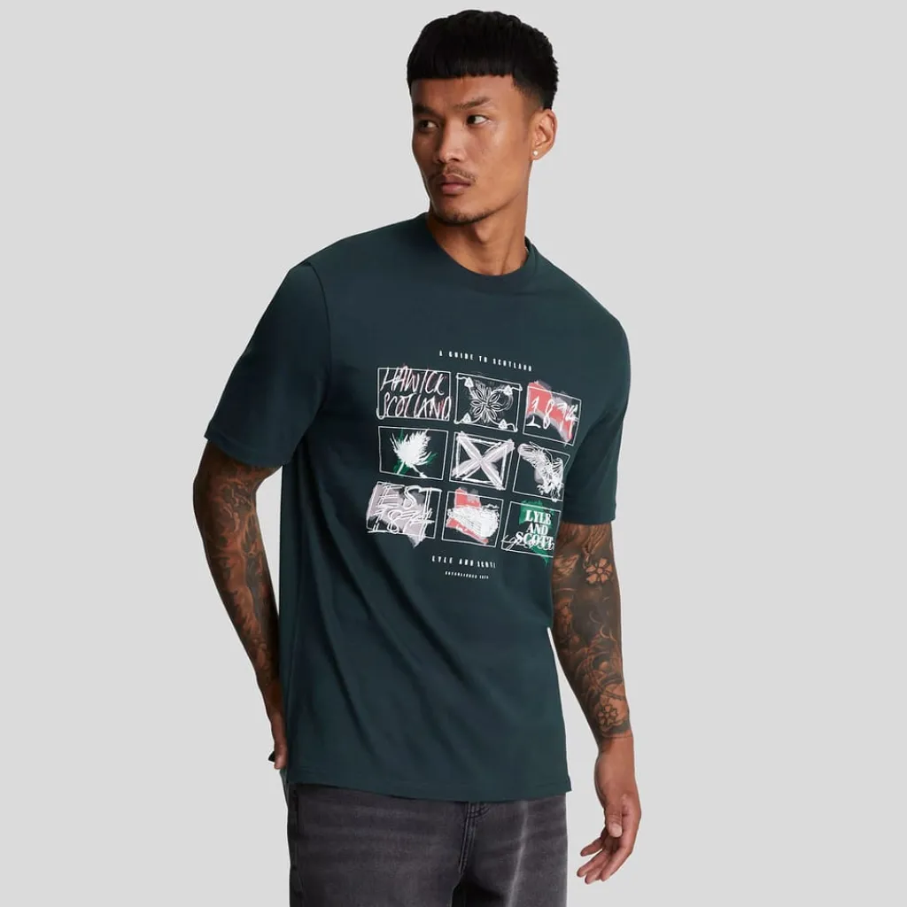 T-Shirts And Vests*Lyle And Scott A Guide To Scotland Graphic T-Shirt in Navy