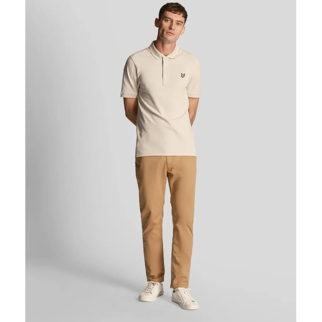 Trousers*Lyle And Scott Anfield Chino in Beige