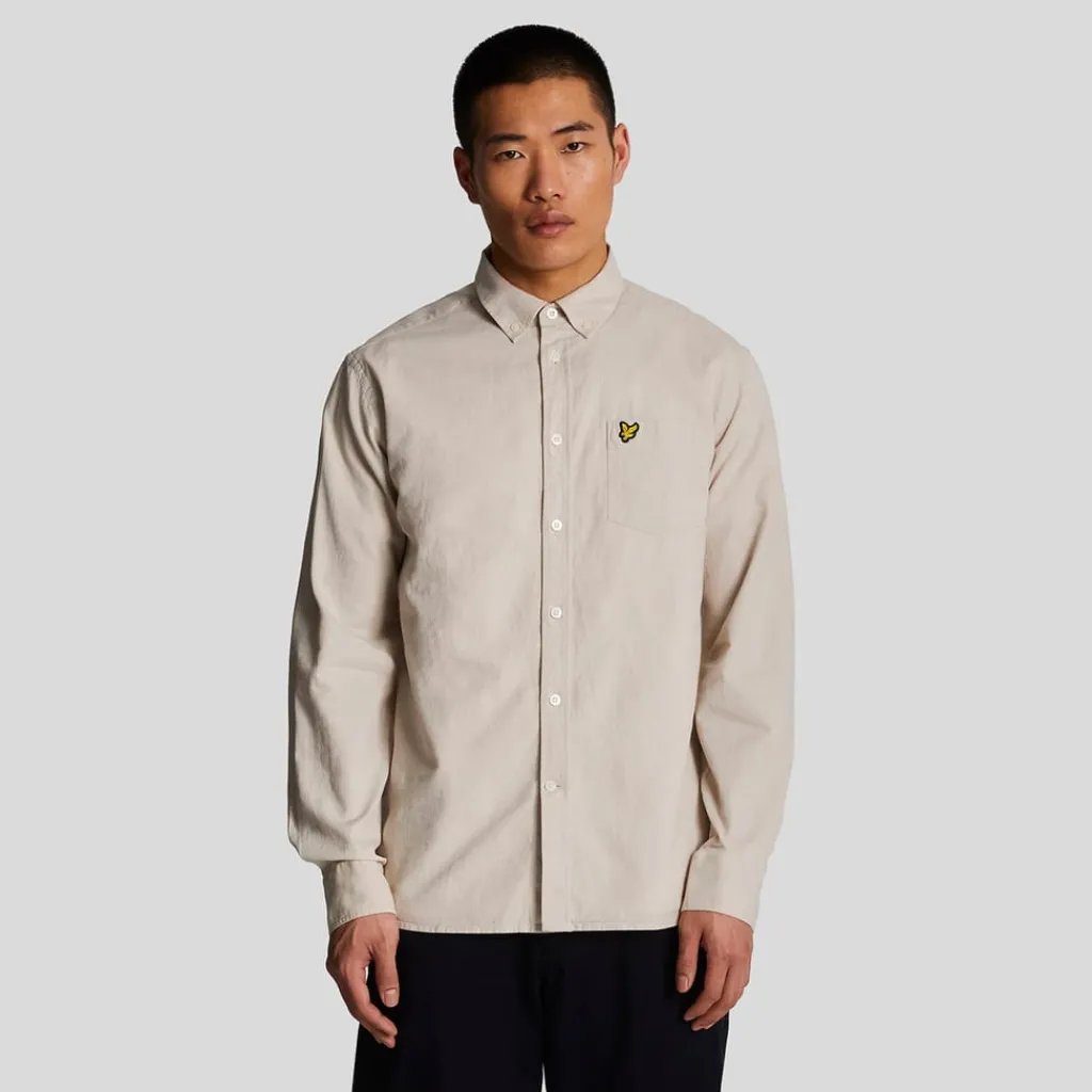 Shirts*Lyle And Scott Cotton Linen Button Down Shirt in Cream