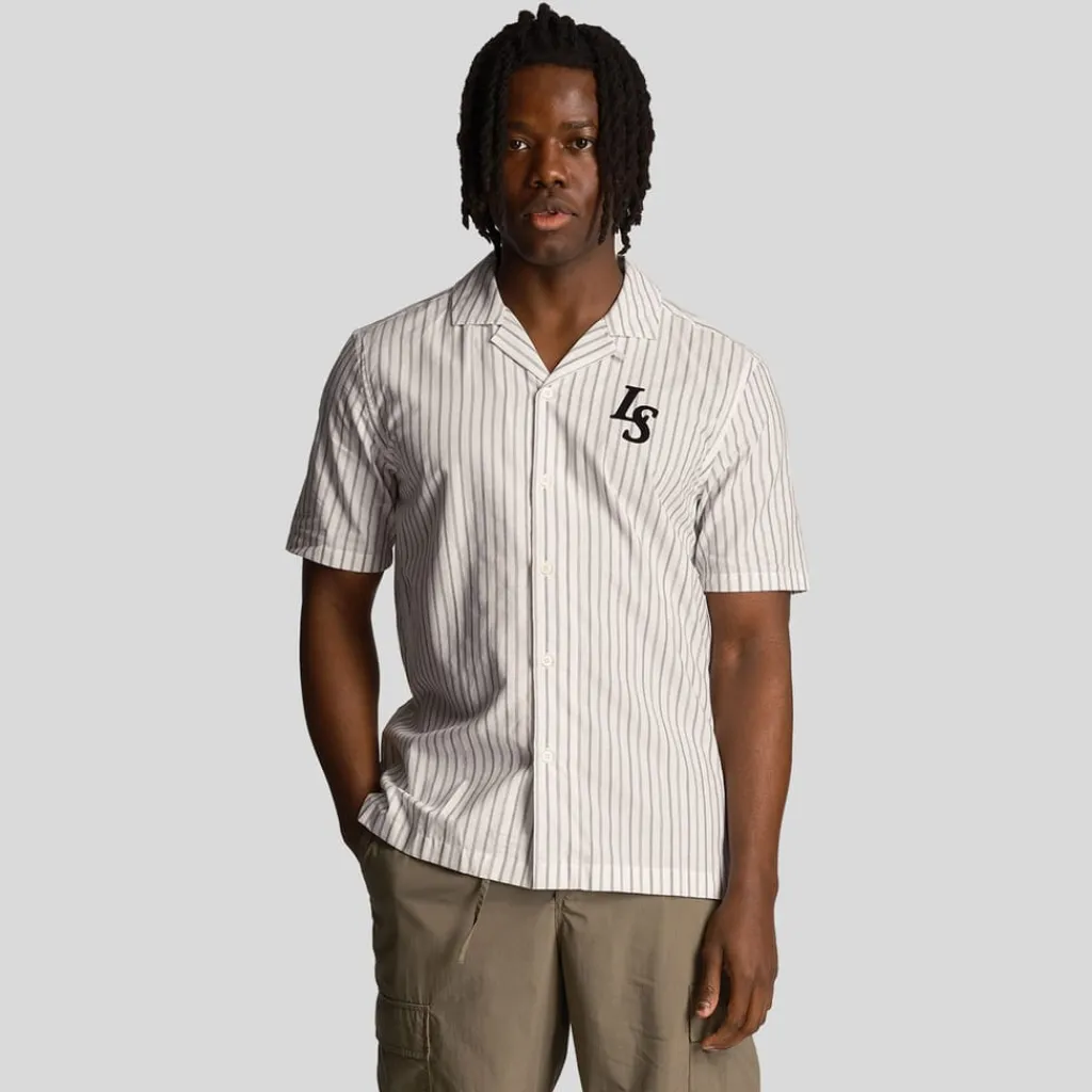 Shirts*Lyle And Scott Pinstripe Revere Collar Shirt in White