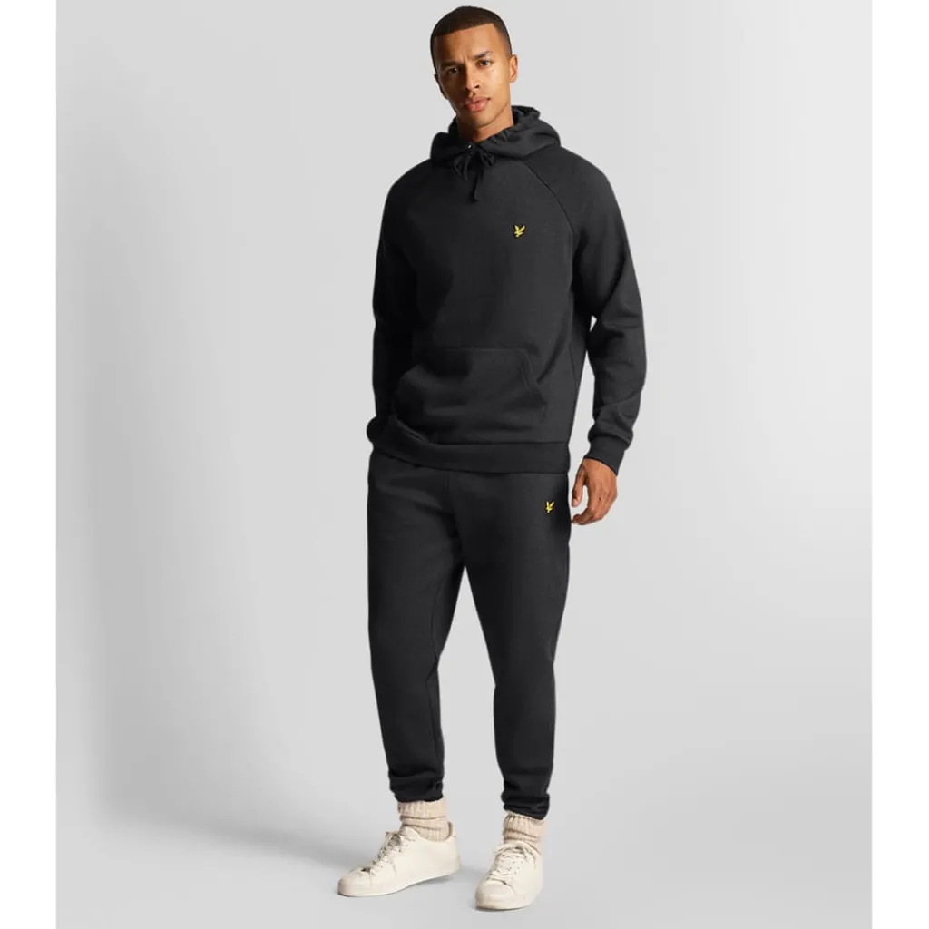 Trousers*Lyle And Scott Racked Joggers in Black