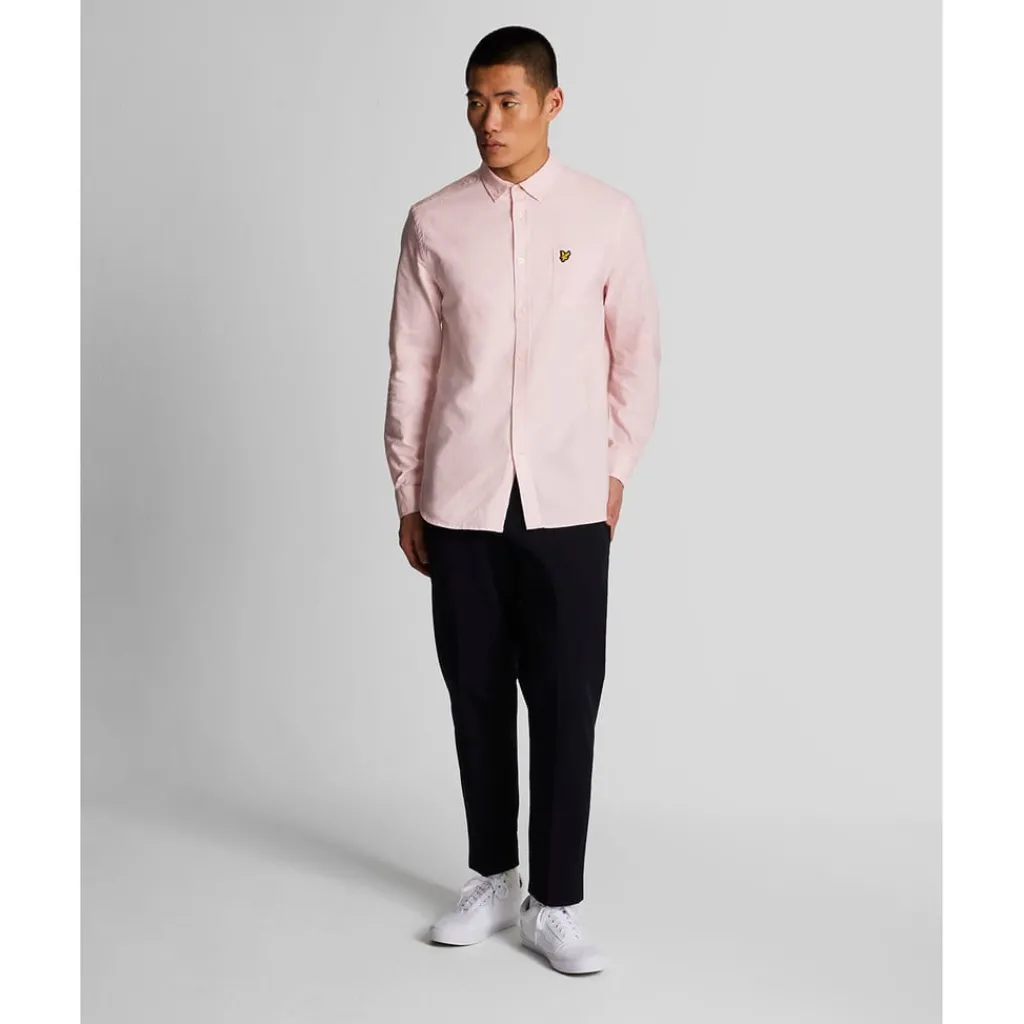Shirts*Lyle And Scott Regular Fit Light Weight Oxford Shirt in Pink
