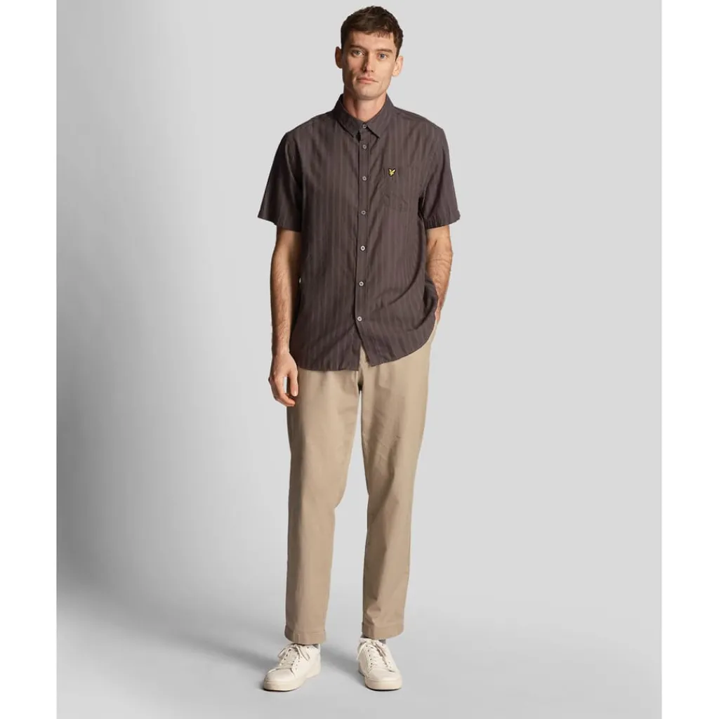 Shirts*Lyle And Scott Textured Stripe Short Sleeve Shirt in Gunmetal