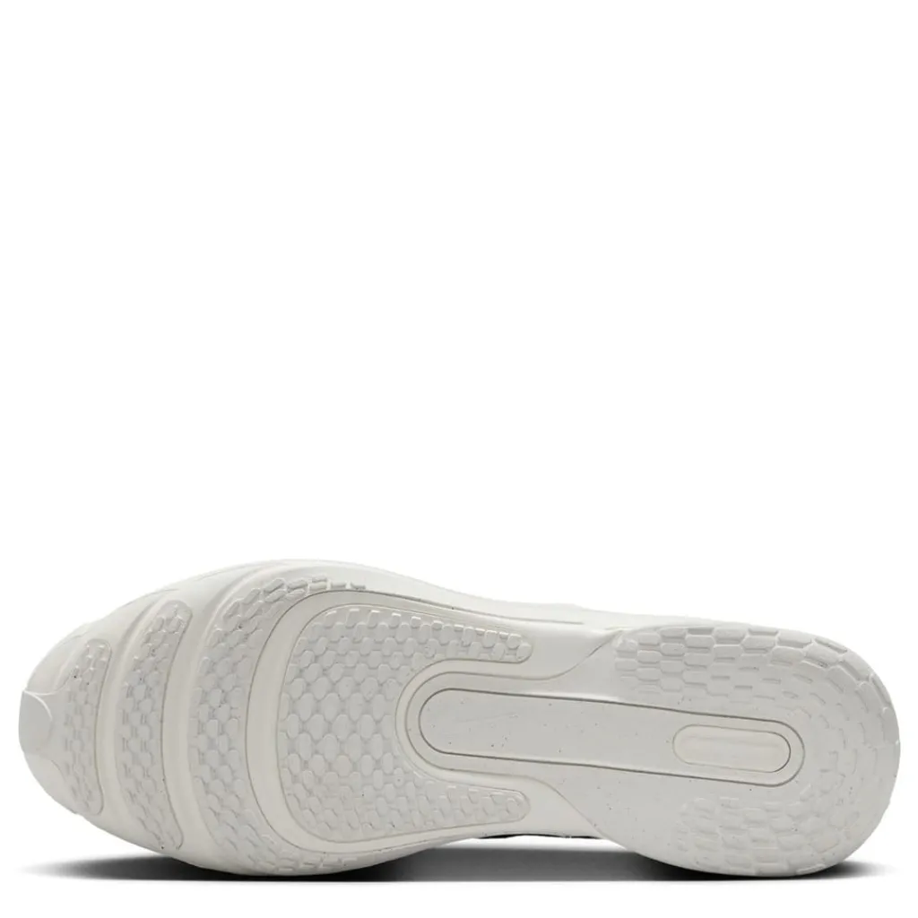 Trainers*Nike Az Upturn Low Top Flat Heel Sneakers in Black