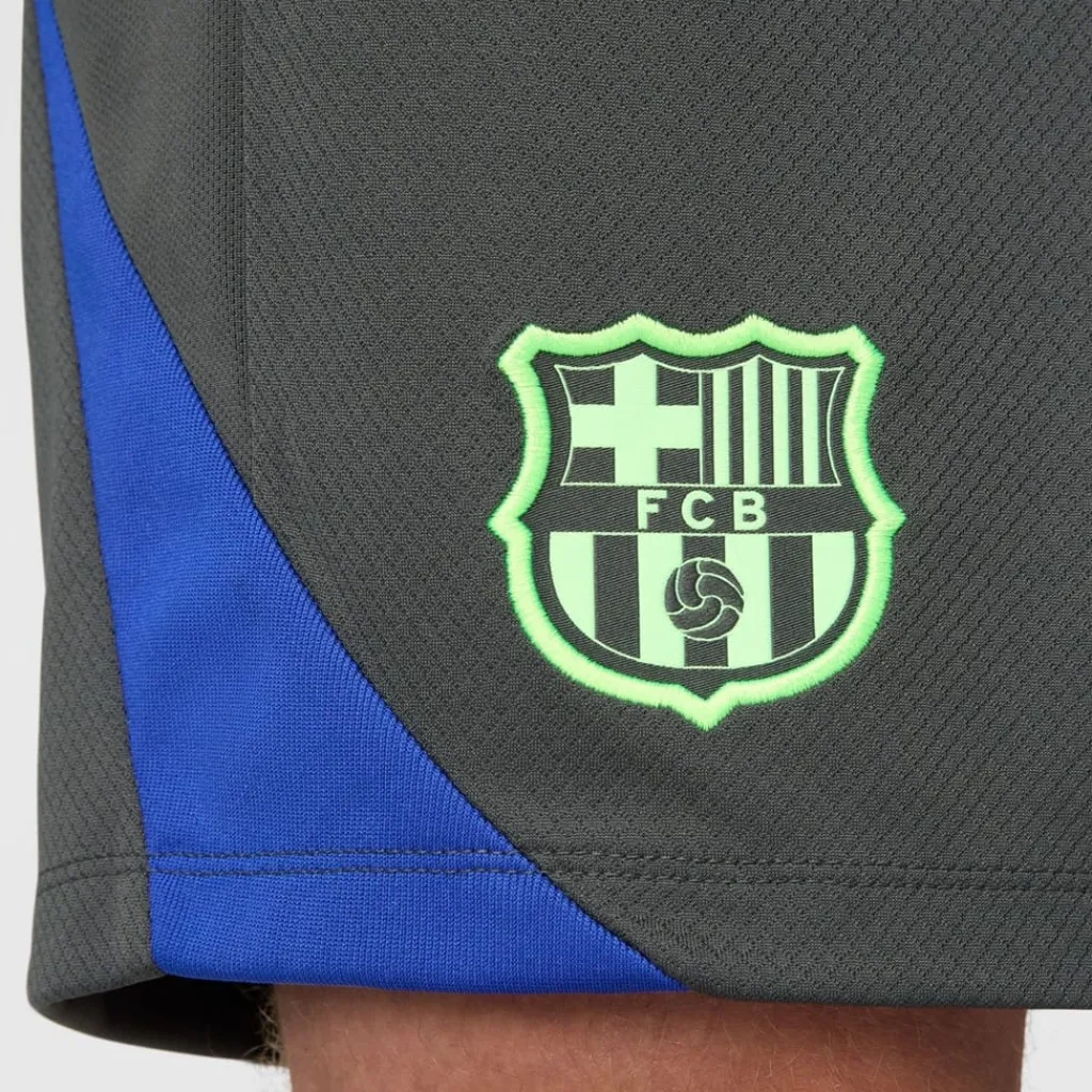 Shorts*Nike Barcelona Strike Third Shorts Adults in Grey