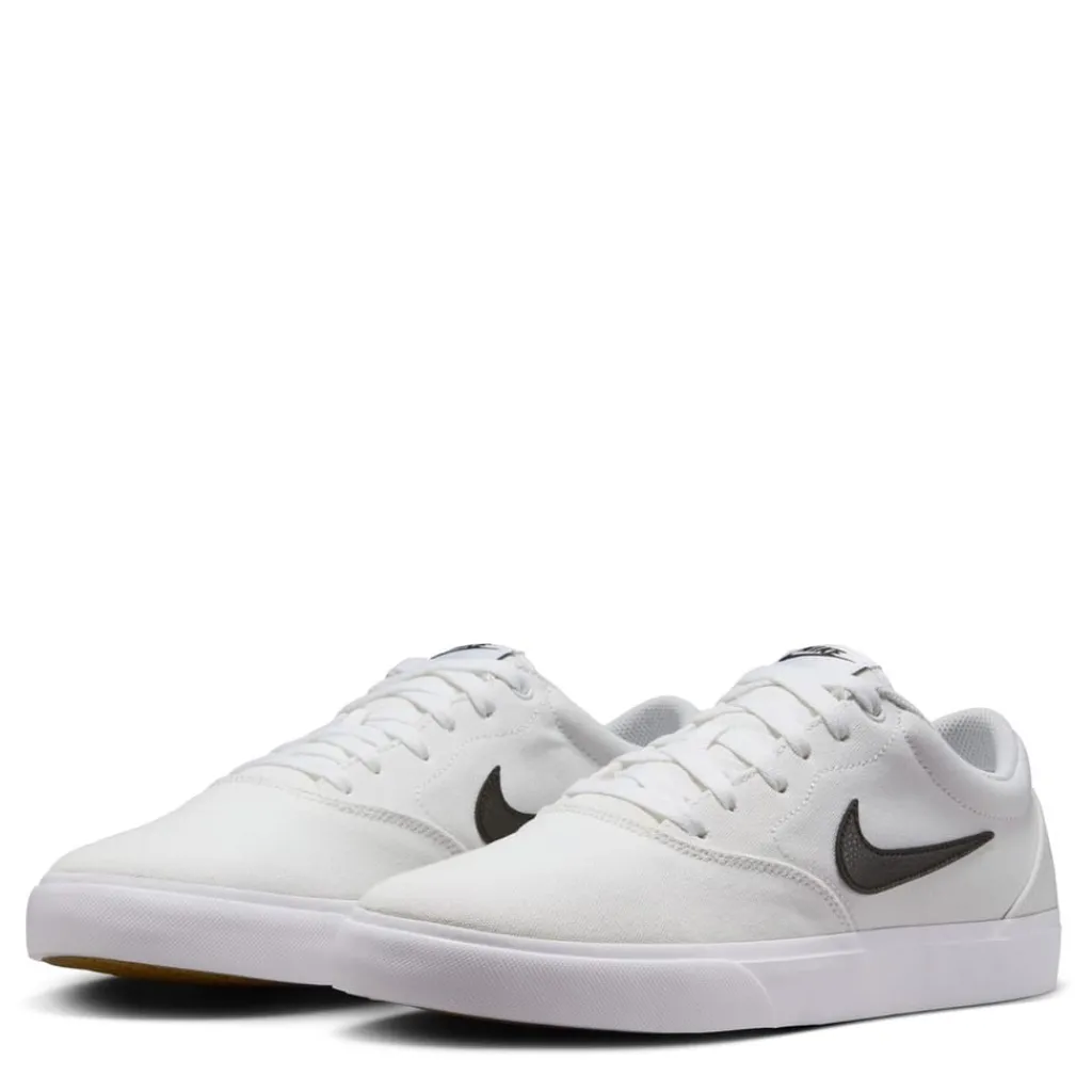 Trainers*Nike Charge Canvas Low Trainers in White